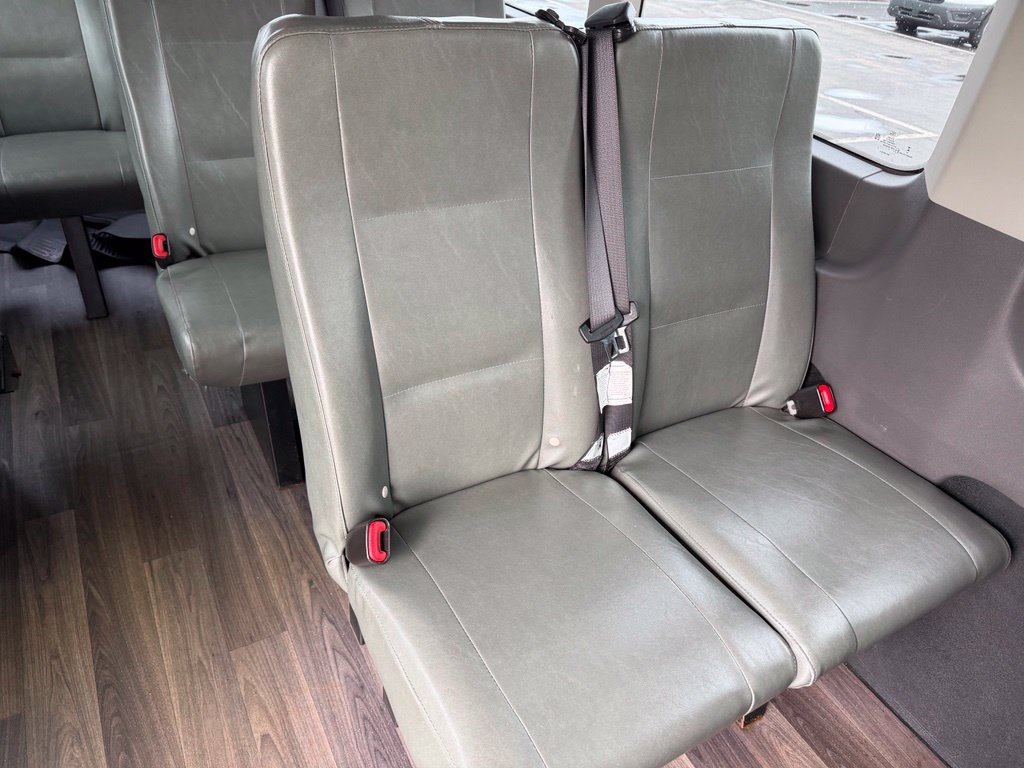 Certified 2023 Ford Transit 350 XL AWD/4WD image 18