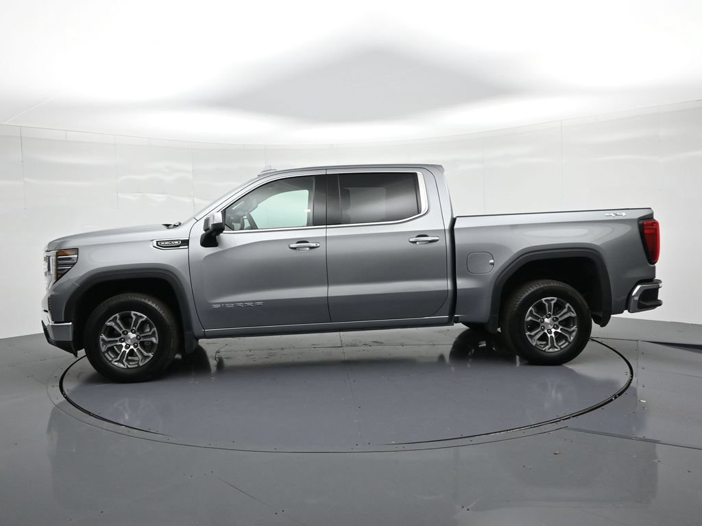 Used 2026 GMC Sierra 1500 SLT AWD/4WD image 9