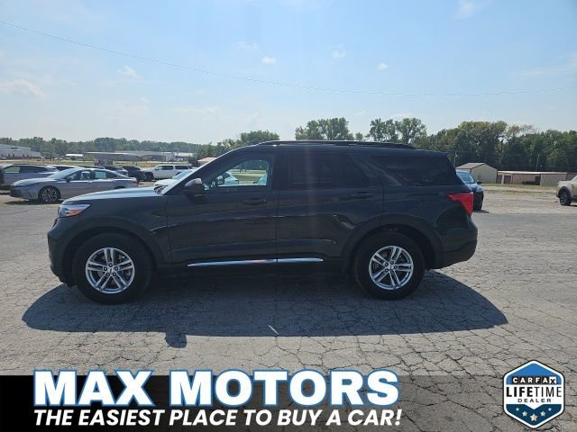 Certified 2023 Ford Explorer XLT w/ Equipment Group 202A image 4