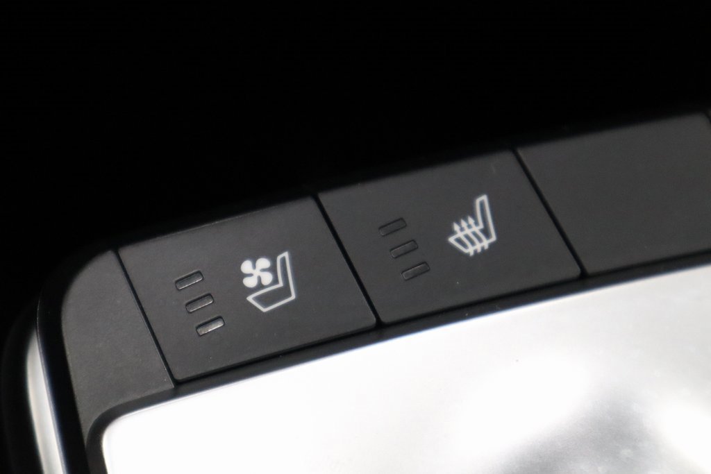 Used 2022 Kia EV6 Wind image 12