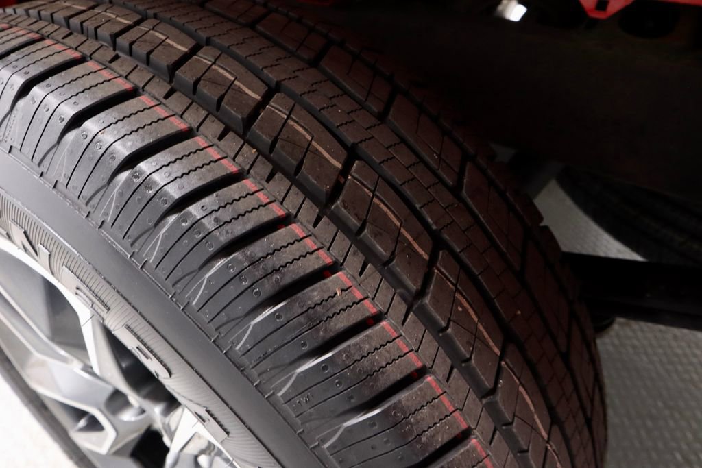 Used 2024 Chevrolet Silverado 1500 LT image 21