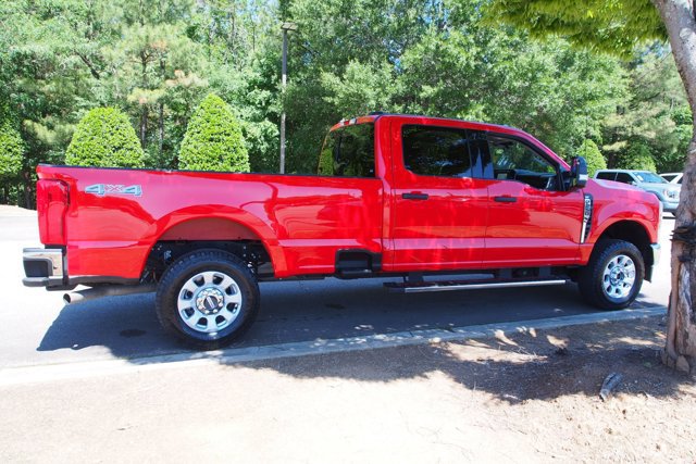 Certified 2024 Ford F250 XLT w/ Camper Package AWD/4WD image 9