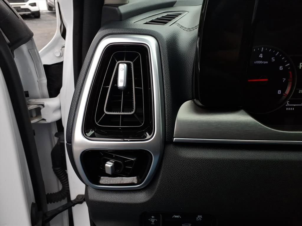 Used 2022 Kia Sorento SX image 19