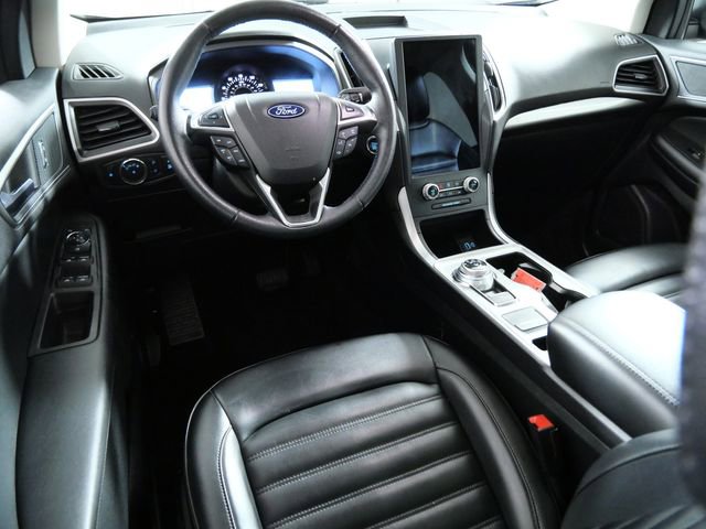 Certified 2024 Ford Edge SEL w/ Convenience Package AWD/4WD image 4