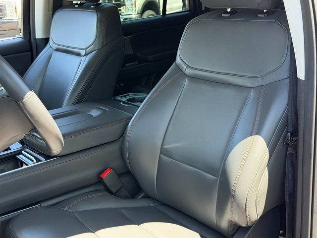 Certified 2025 Ford Expedition Max Active AWD/4WD image 6