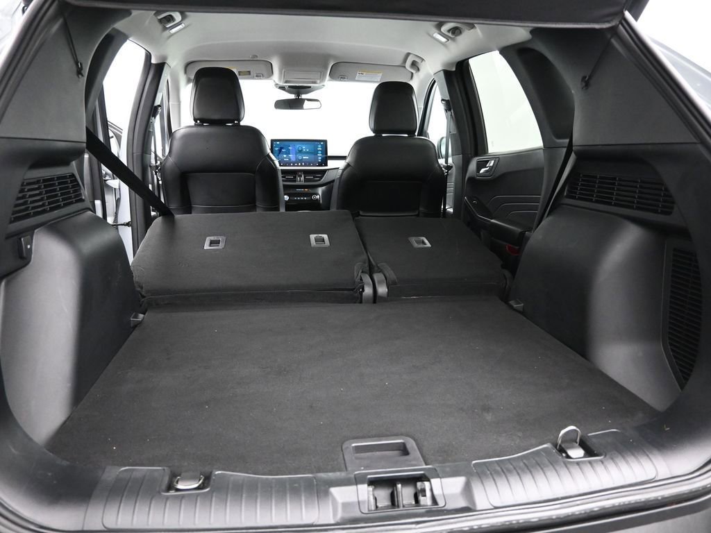 Certified 2023 Ford Escape SE image 49