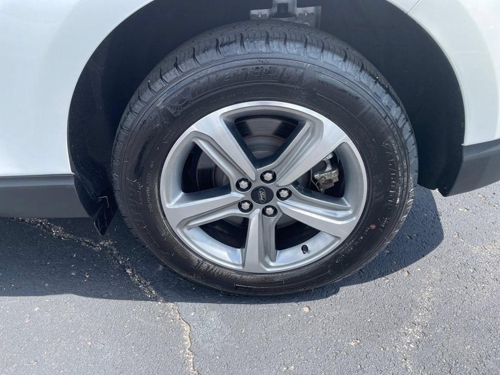 Certified 2023 Ford Edge SEL w/ Convenience Package AWD/4WD image 11