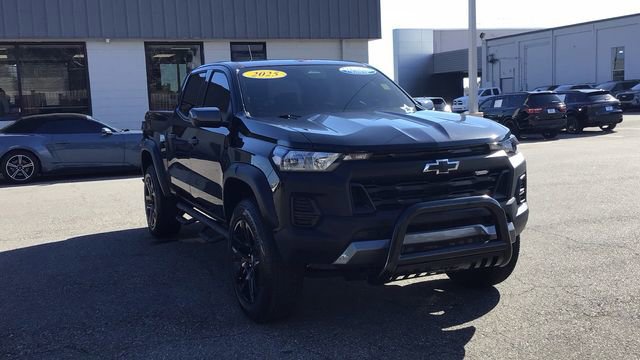 Used 2025 Chevrolet Colorado Trail Boss image 7