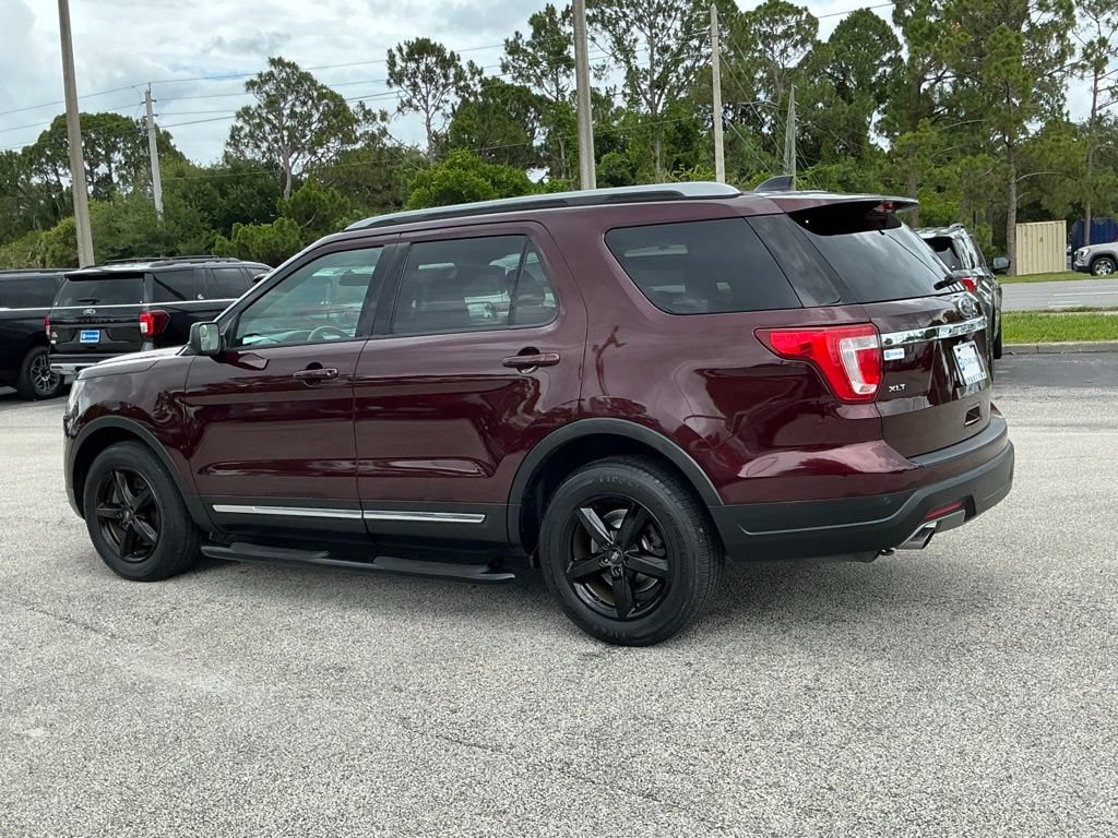 Certified 2018 Ford Explorer XLT FWD image 8