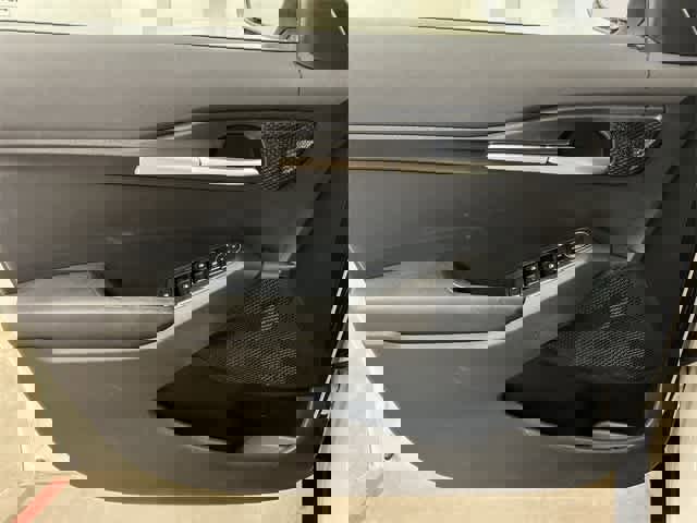 Used 2023 Kia Seltos LX image 15