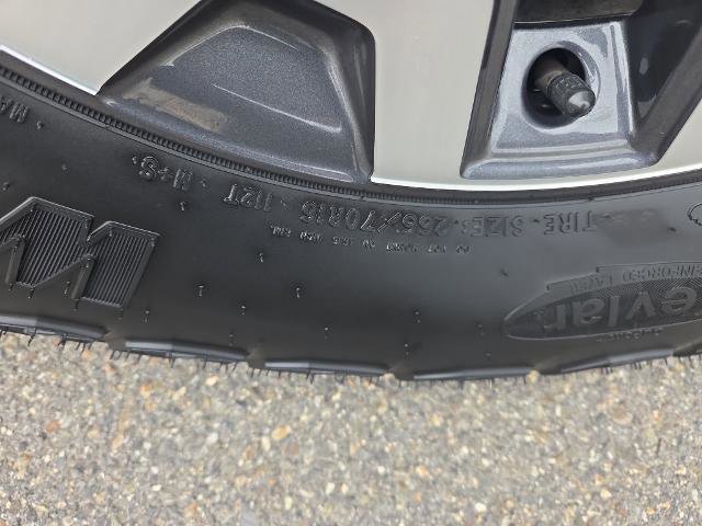 Used 2023 Toyota Tacoma TRD Off-Road w/ Black Out Package (TMS) image 12