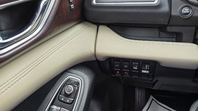 Used 2022 Subaru Ascent Touring image 14