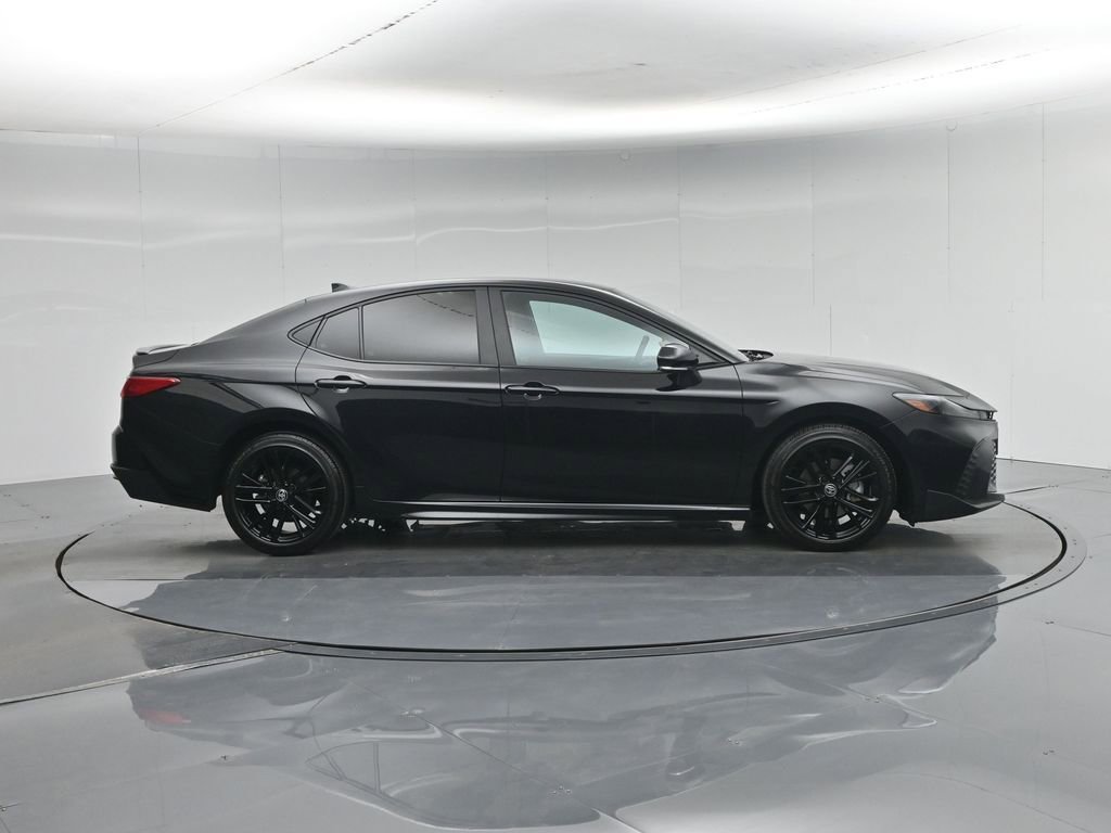 Used 2025 Toyota Camry SE w/ Convenience Package FWD image 27