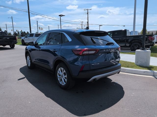 Certified 2023 Ford Escape Active AWD/4WD image 3
