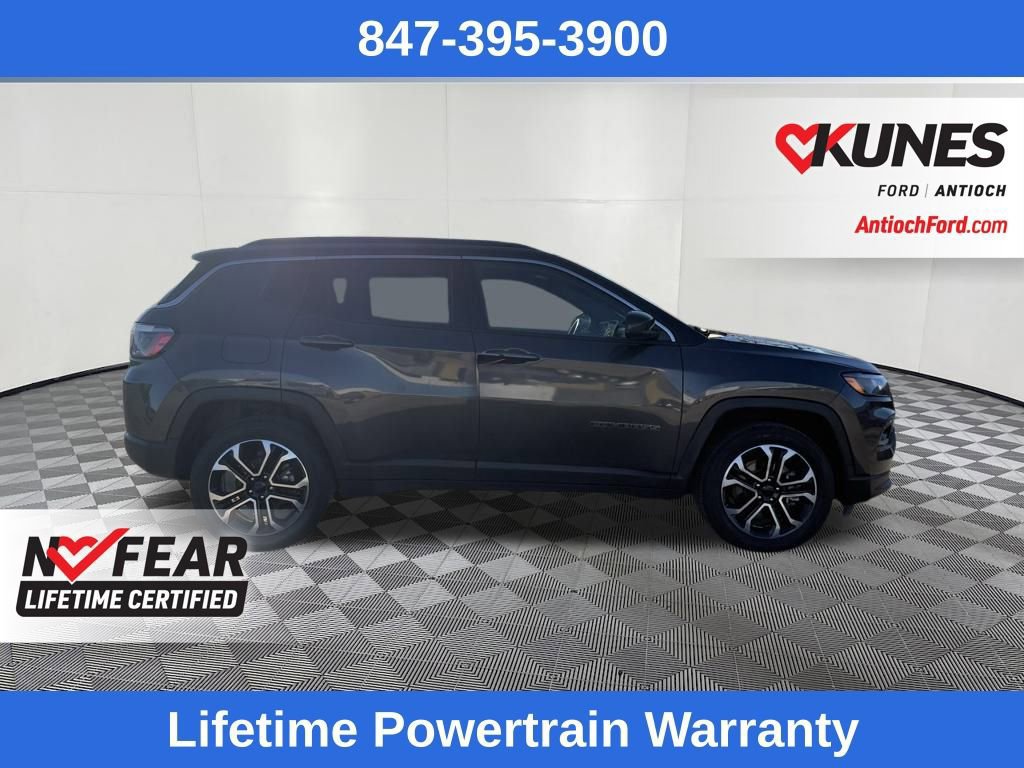 Used 2024 Jeep Compass Limited image 6