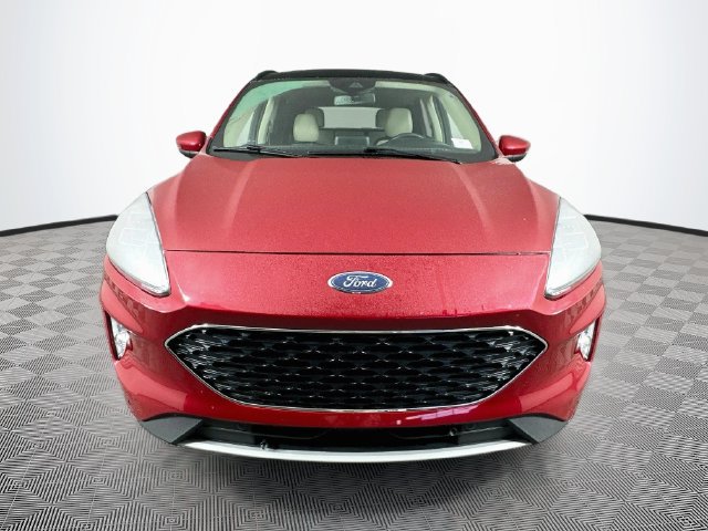 Certified 2020 Ford Escape Titanium AWD/4WD image 5