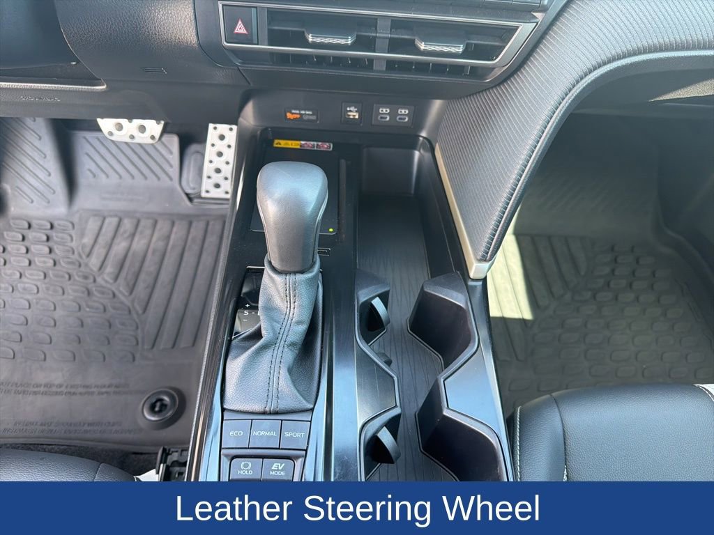 Used 2025 Toyota Camry SE w/ Multimedia Upgrade Package image 26