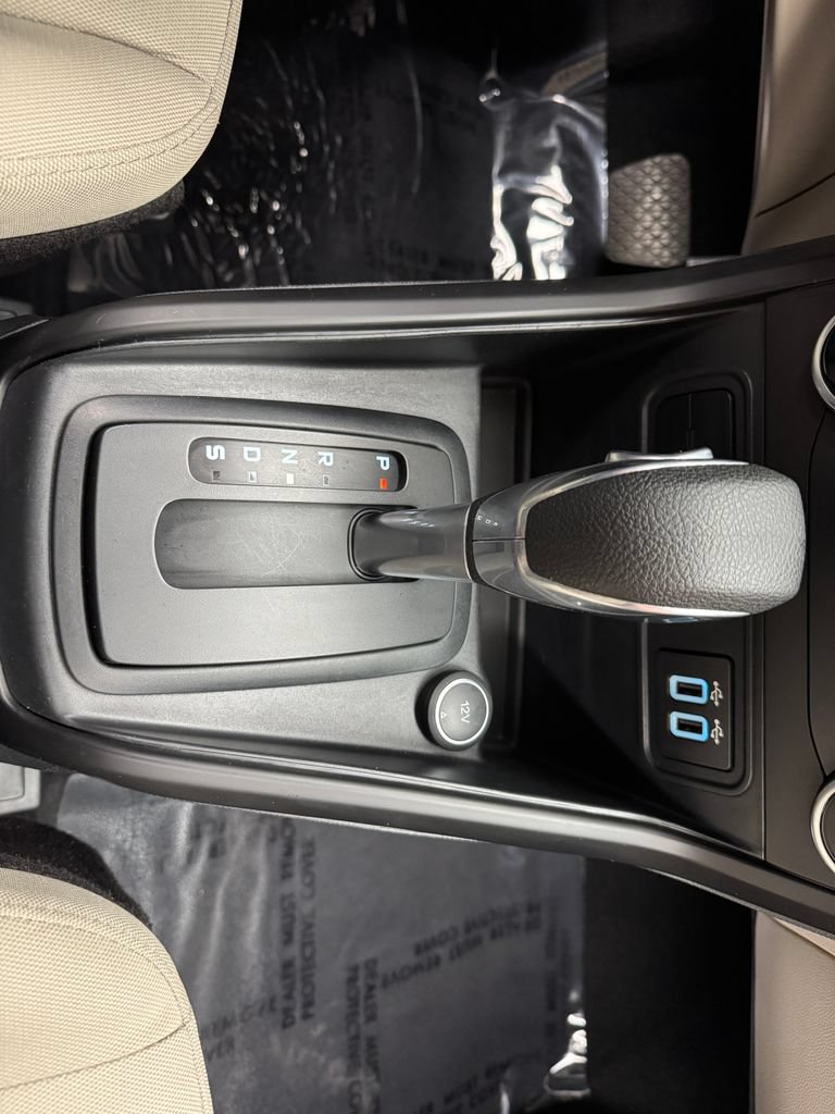 Certified 2021 Ford EcoSport S AWD/4WD image 19
