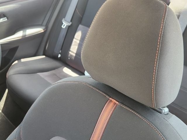 Used 2025 Nissan Sentra SR FWD image 25