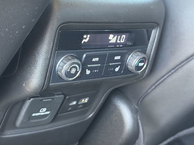 Used 2021 GMC Acadia AT4 w/ Technology Package image 26