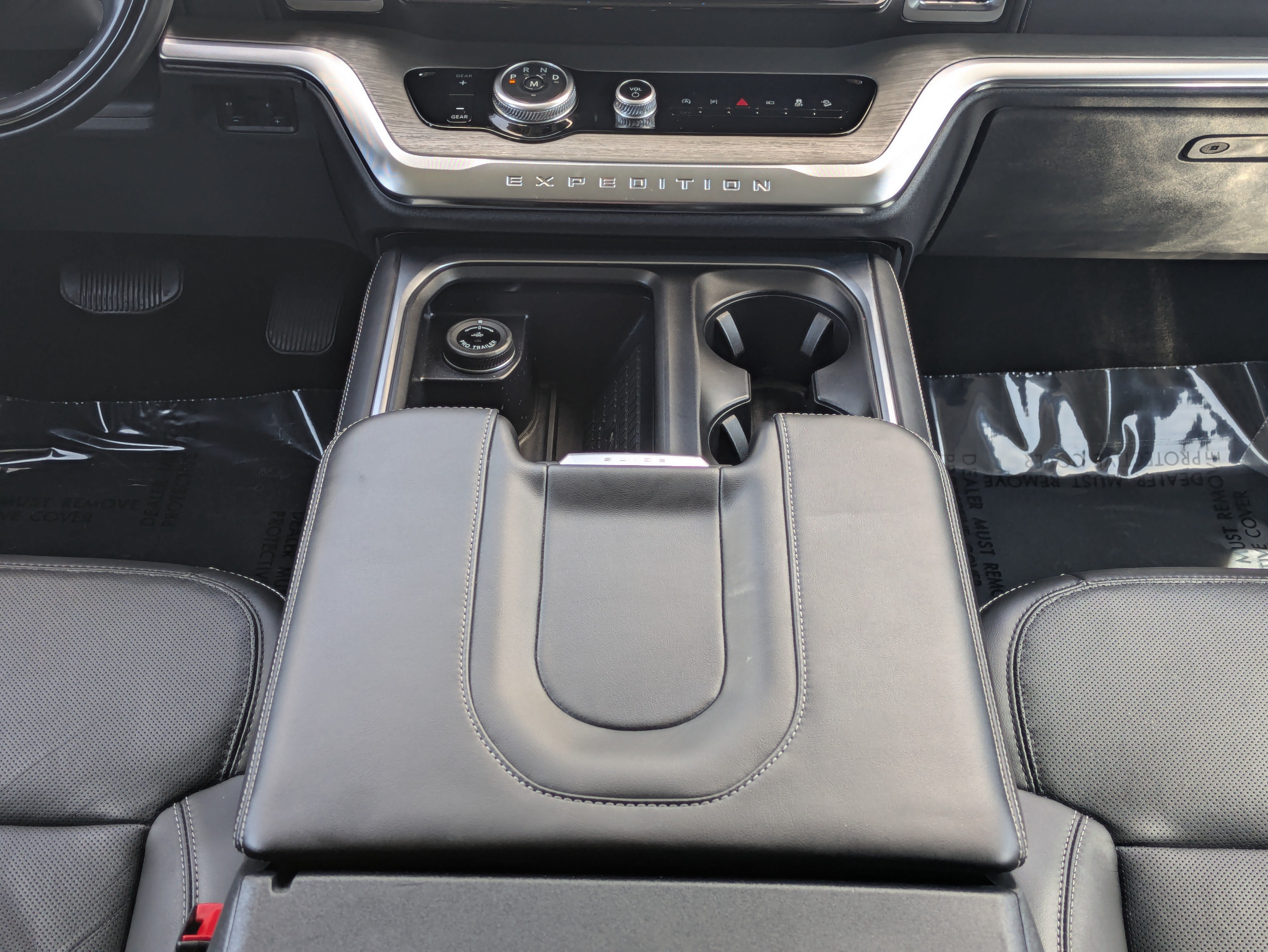 Certified 2025 Ford Expedition Platinum AWD/4WD image 24