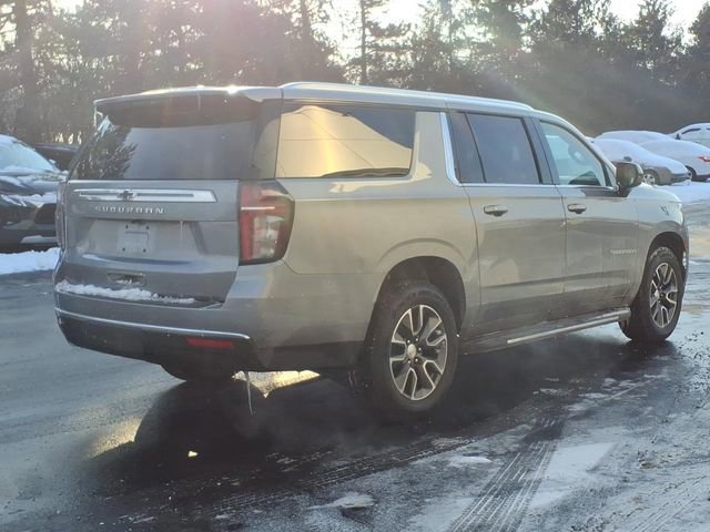 Used 2023 Chevrolet Suburban LS w/ Driver Alert Package image 4
