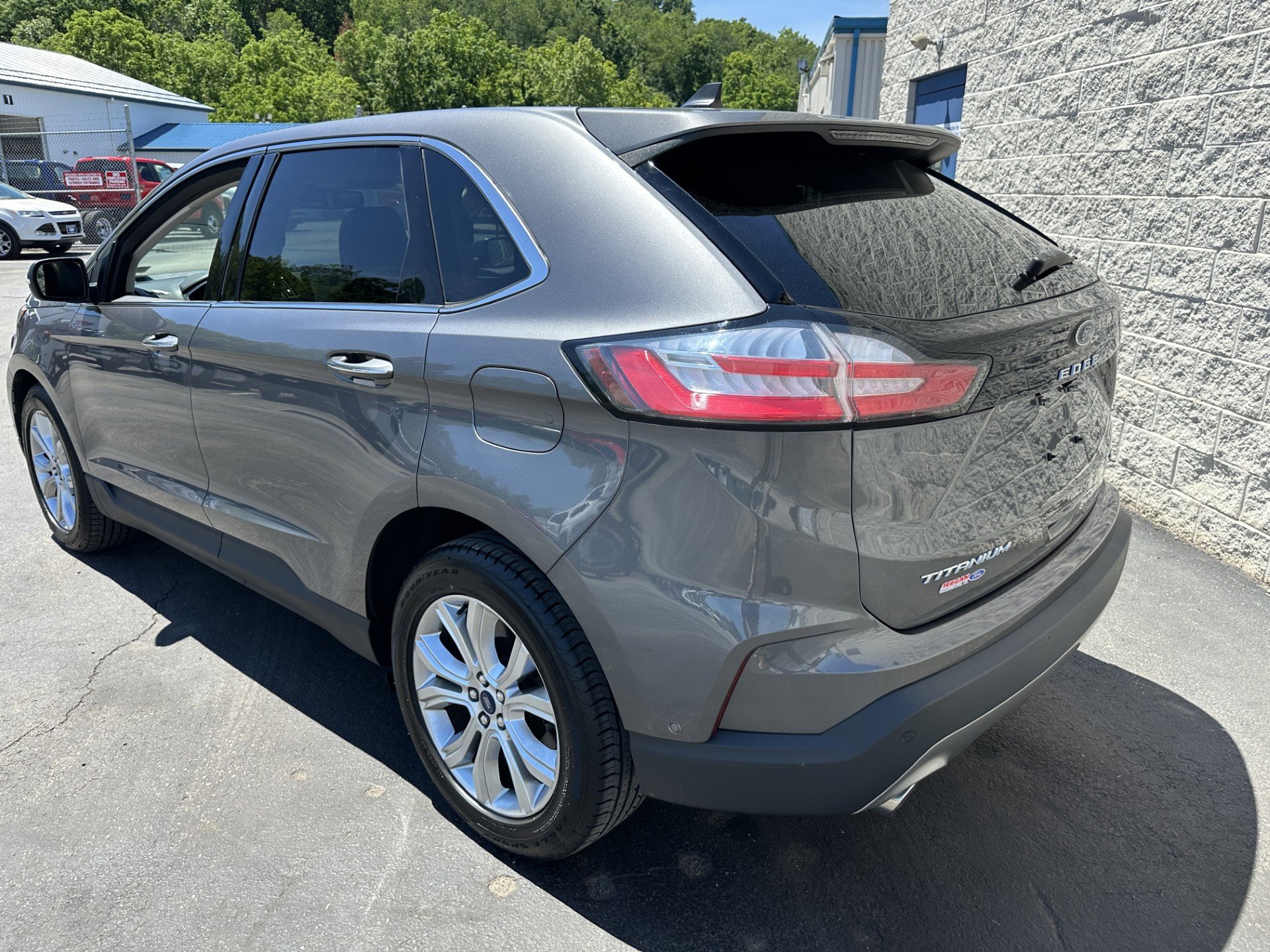Certified 2021 Ford Edge Titanium w/ Equipment Group 301A AWD/4WD image 5