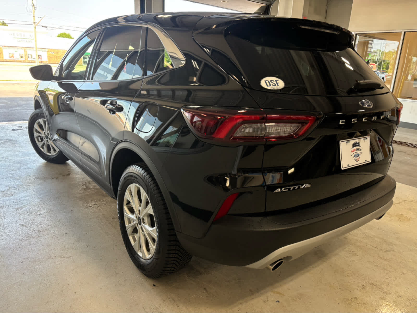 Certified 2024 Ford Escape Active AWD/4WD image 6