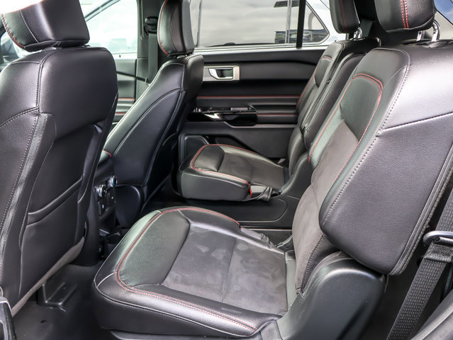 Certified 2023 Ford Explorer ST-Line AWD/4WD image 15