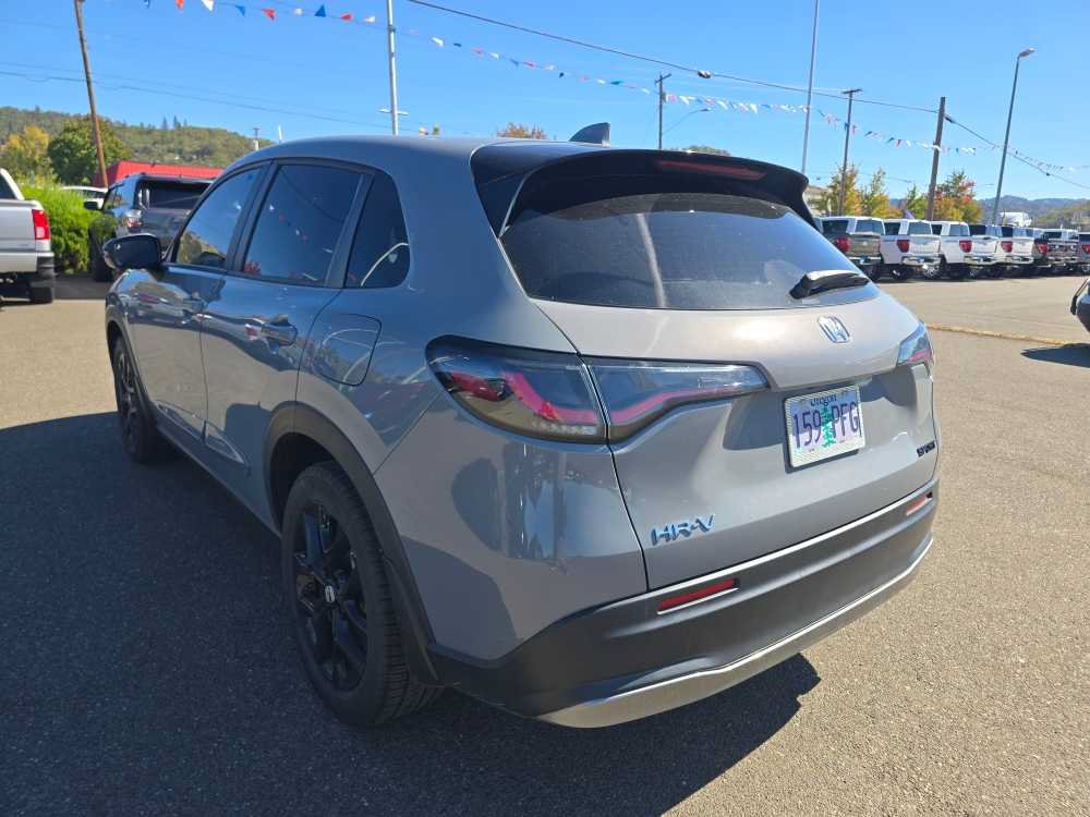 Used 2023 Honda HR-V Sport image 9