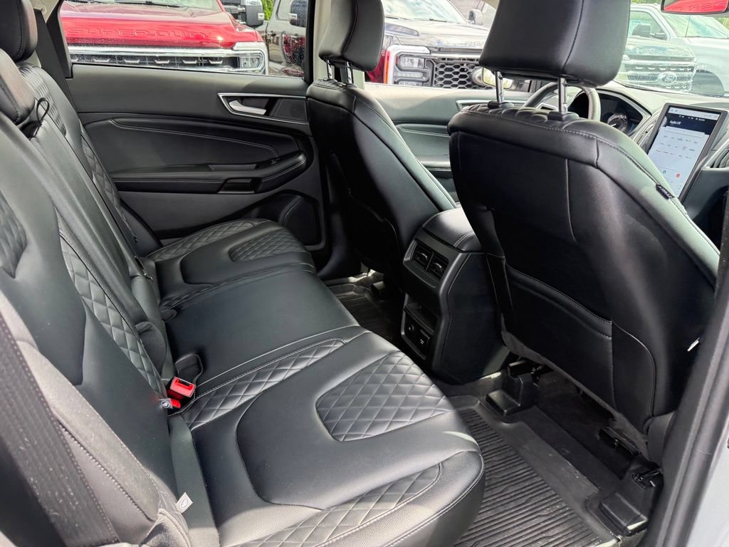 Certified 2024 Ford Edge Titanium AWD/4WD image 15