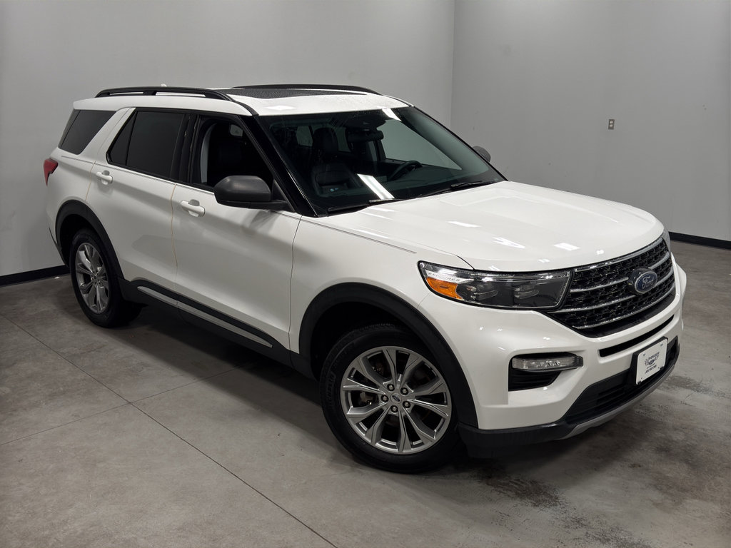 Certified 2022 Ford Explorer XLT w/ Equipment Group 202A image 37
