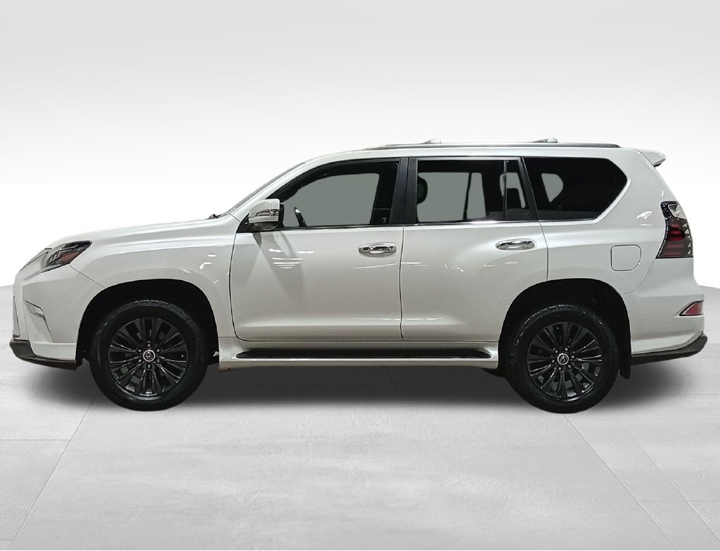 Used 2023 Lexus GX 460 Premium w/ Accessory Package AWD/4WD image 9