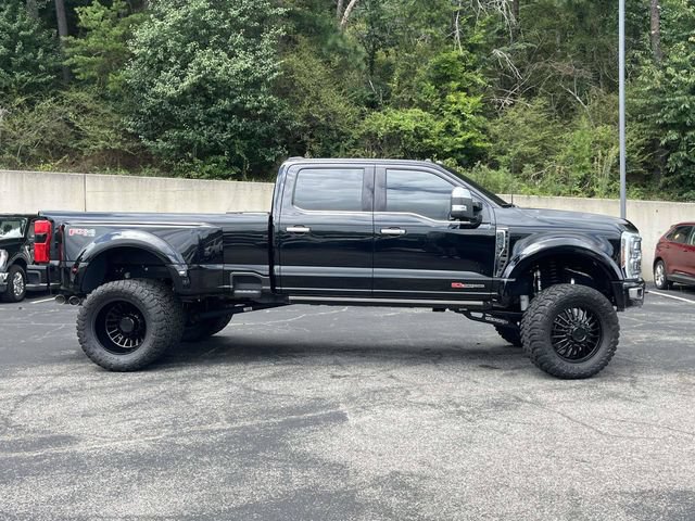 Certified 2025 Ford F450 Platinum w/ Platinum Plus Package AWD/4WD video 2
