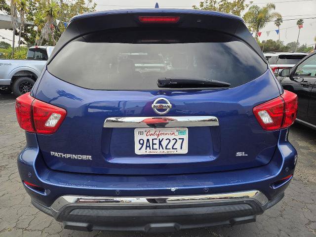 Used 2020 Nissan Pathfinder SL FWD image 9