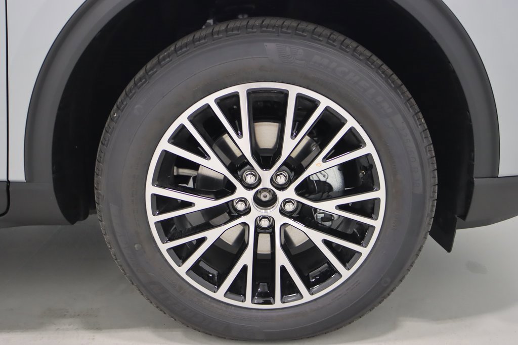 Certified 2024 Ford Escape SE image 46