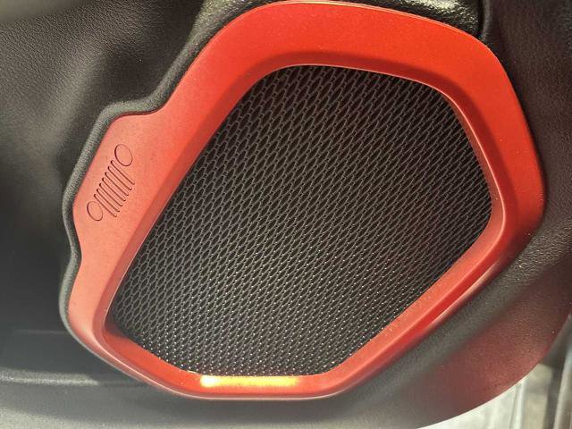 Used 2021 Jeep Renegade Trailhawk image 27