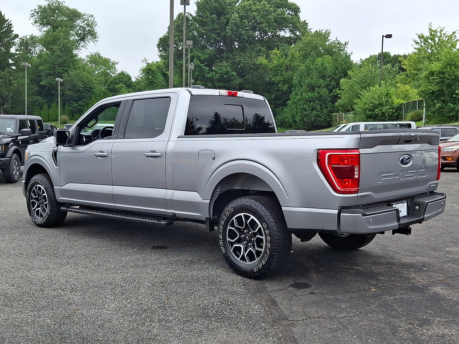 Certified 2021 Ford F150 XLT w/ Equipment Group 302A High AWD/4WD image 4