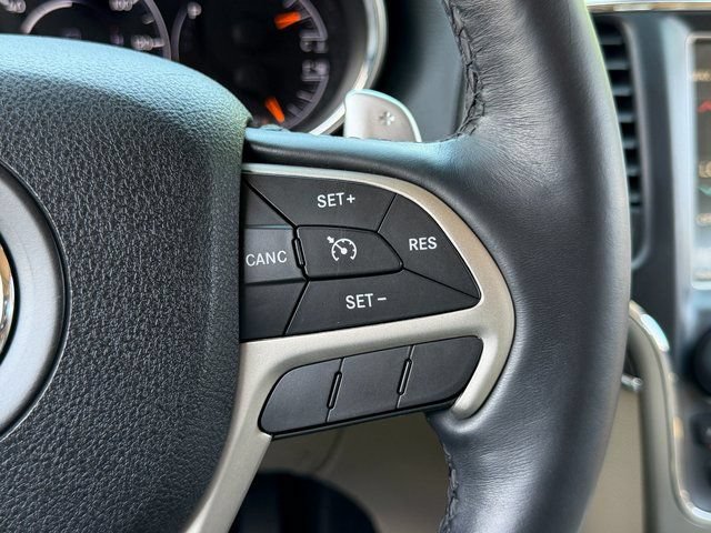 Used 2017 Jeep Grand Cherokee Limited AWD/4WD image 34