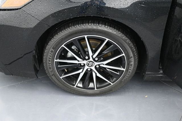 Used 2023 Toyota Camry SE w/ Convenience Package FWD image 9