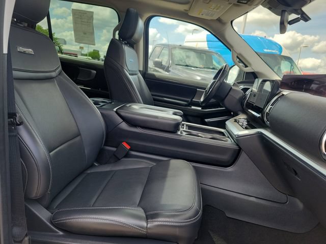 Certified 2025 Ford Expedition Max Platinum AWD/4WD image 31
