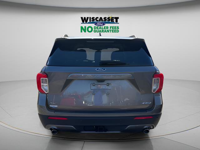 Certified 2023 Ford Explorer XLT w/ Equipment Group 202A AWD/4WD image 6