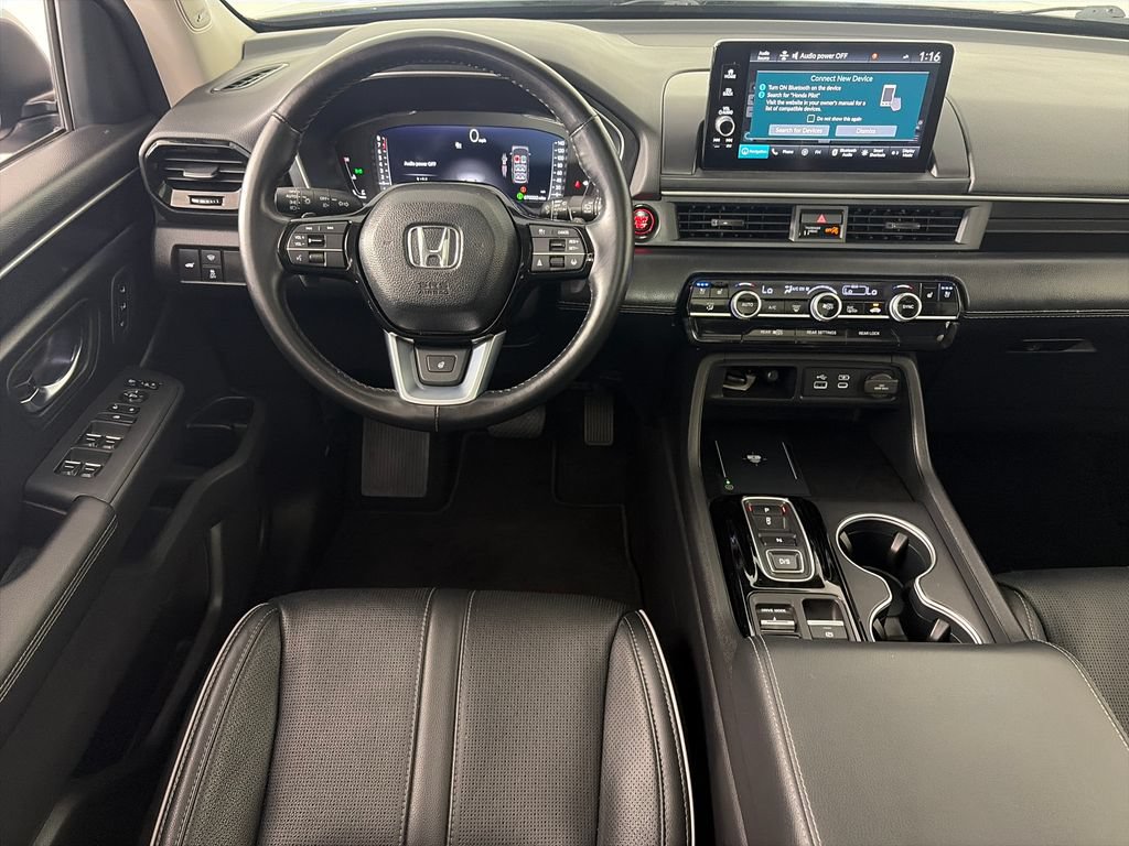 Used 2023 Honda Pilot Elite image 14