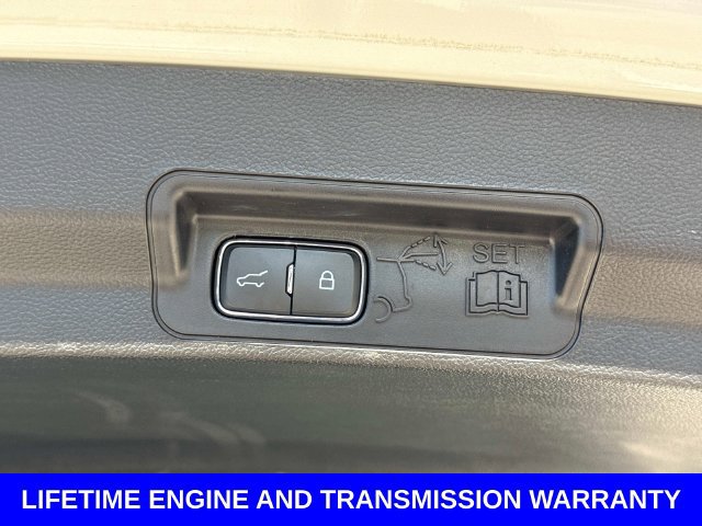 Certified 2023 Ford Explorer Limited w/ Equipment Group 301A RWD image 13