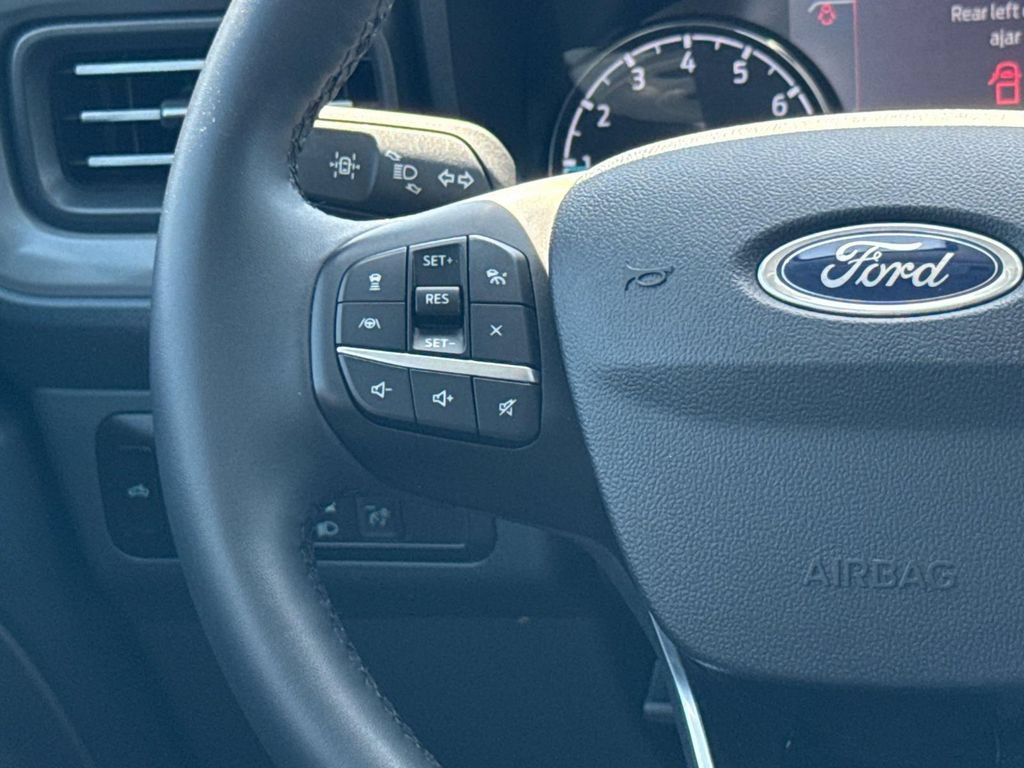 Certified 2023 Ford Maverick Lariat w/ Lariat Luxury Package AWD/4WD image 15