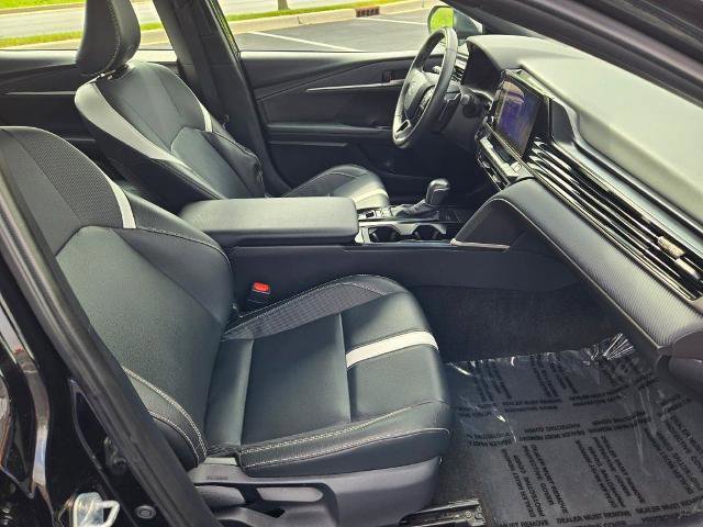 Used 2025 Toyota Camry SE FWD image 6