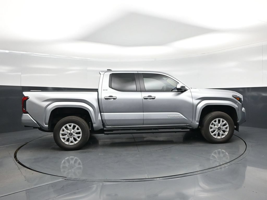 Used 2026 Toyota Tacoma SR5 RWD image 20