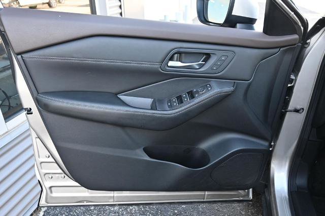 Used 2023 Nissan Rogue SL FWD image 21