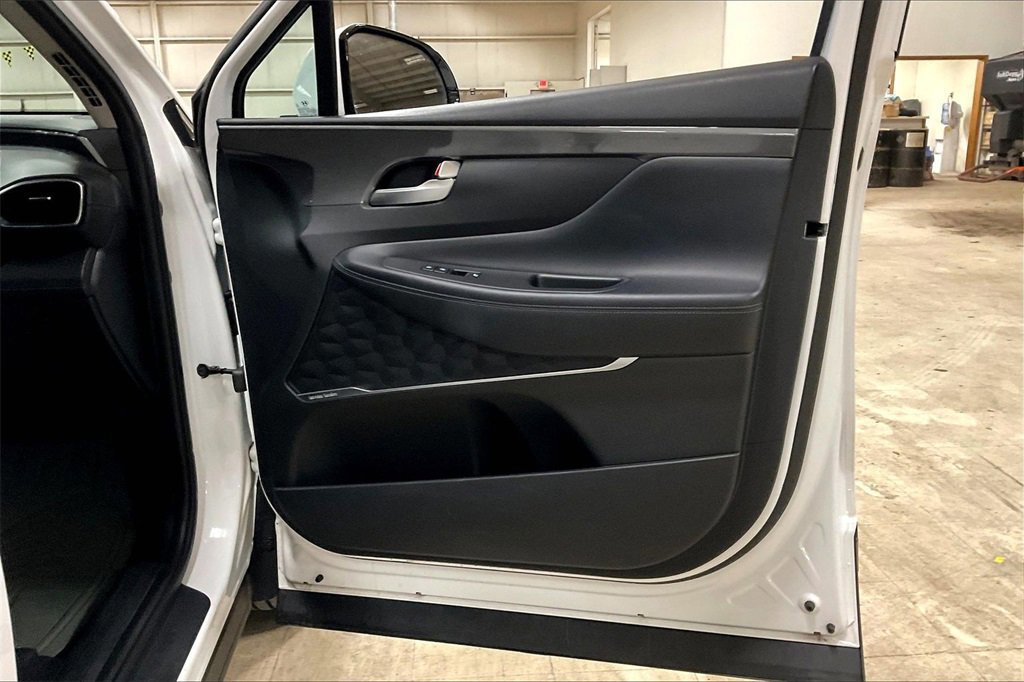 Used 2023 Hyundai Santa Fe Limited image 23