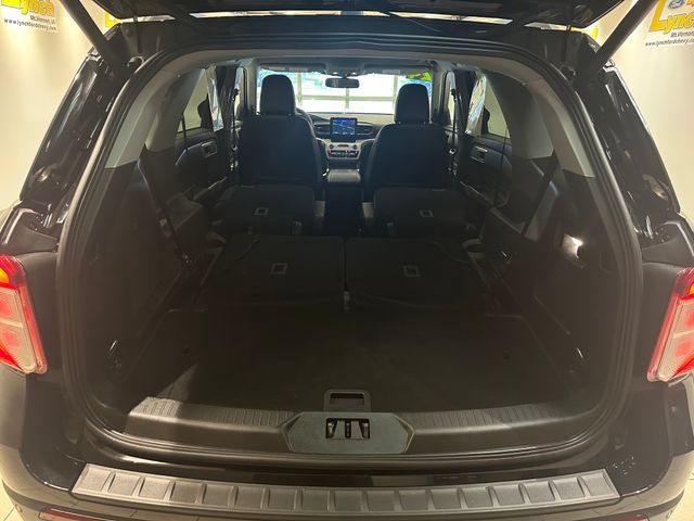 Certified 2024 Ford Explorer XLT w/ Equipment Group 202A AWD/4WD image 24
